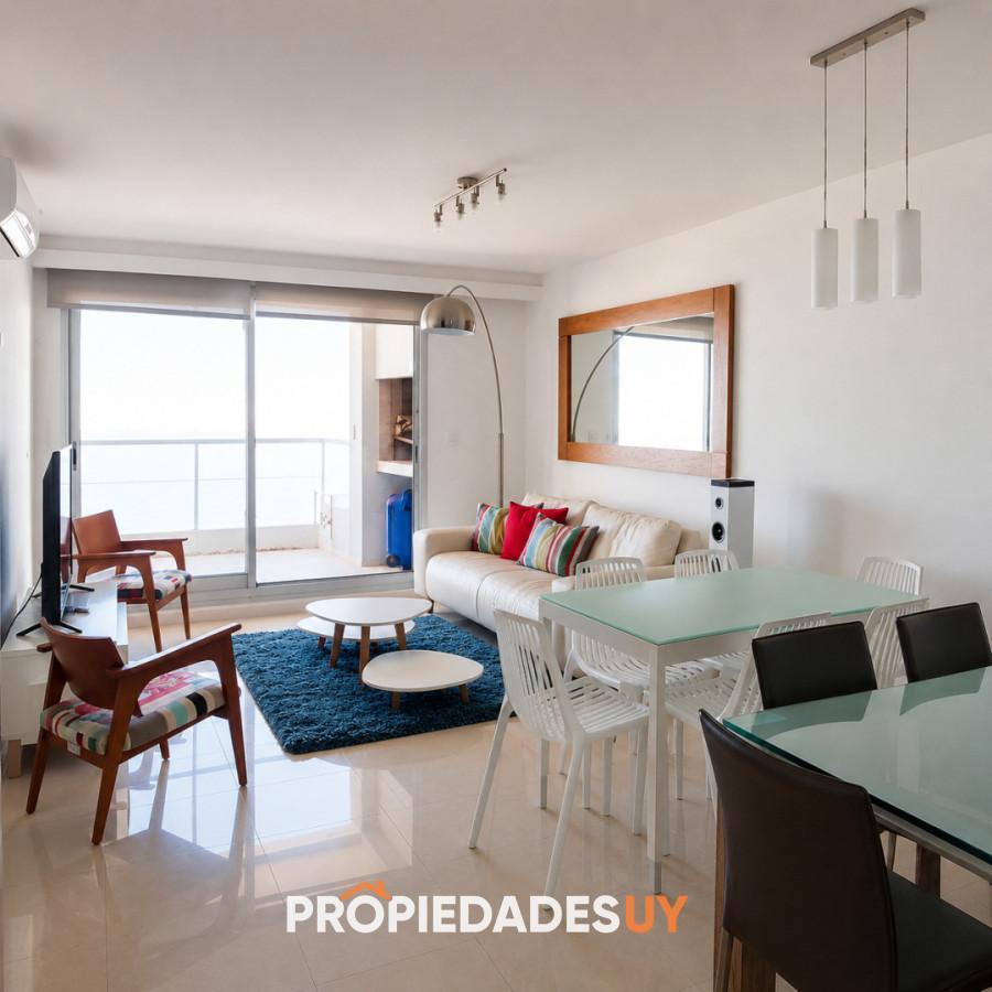 Foto de Apartamento de 3 dormitorios y dependencia a pasos de la playa, imagen 2