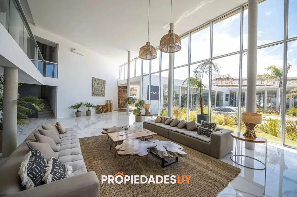 Venta en Syrah - Loft con terraza y cochera 3