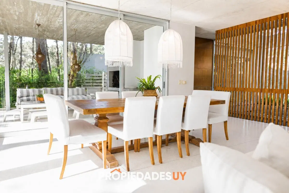 Casa en venta de 4 dormitorios, en Rincon del Indio 5