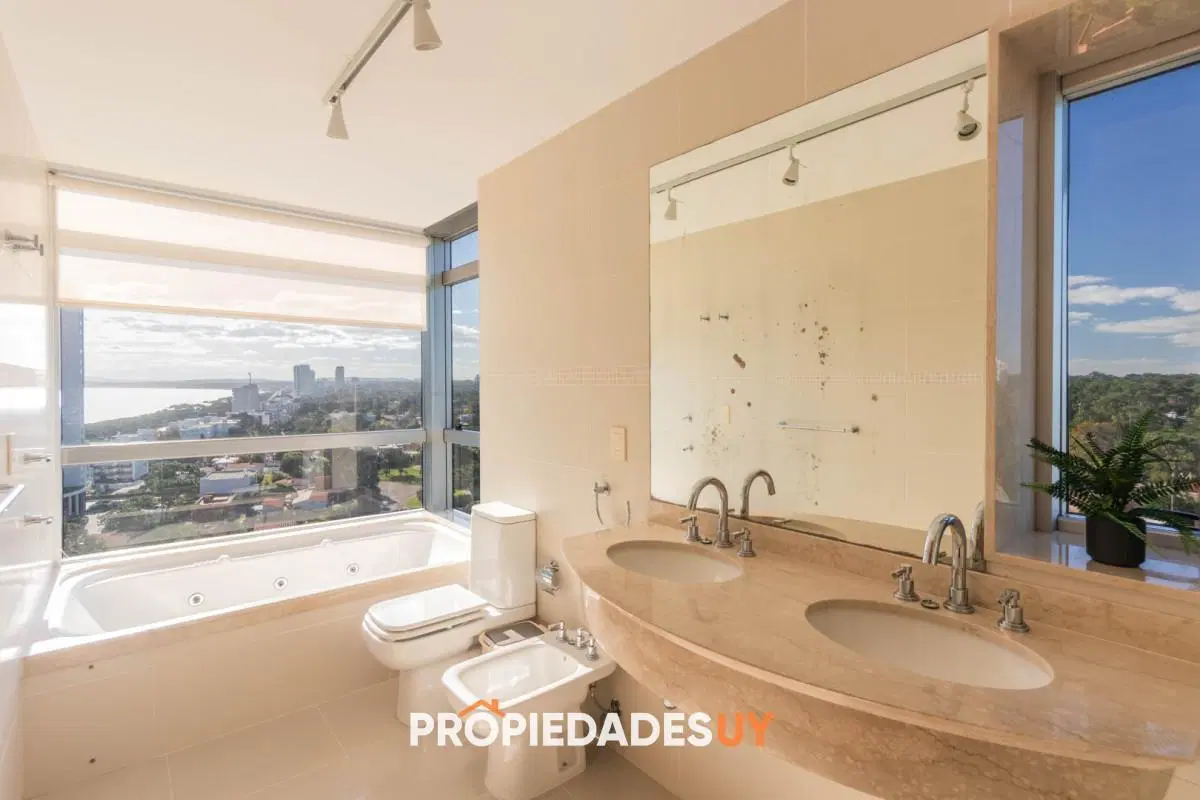 Apartamento en venta de 3 dormitorios en Mansa 5