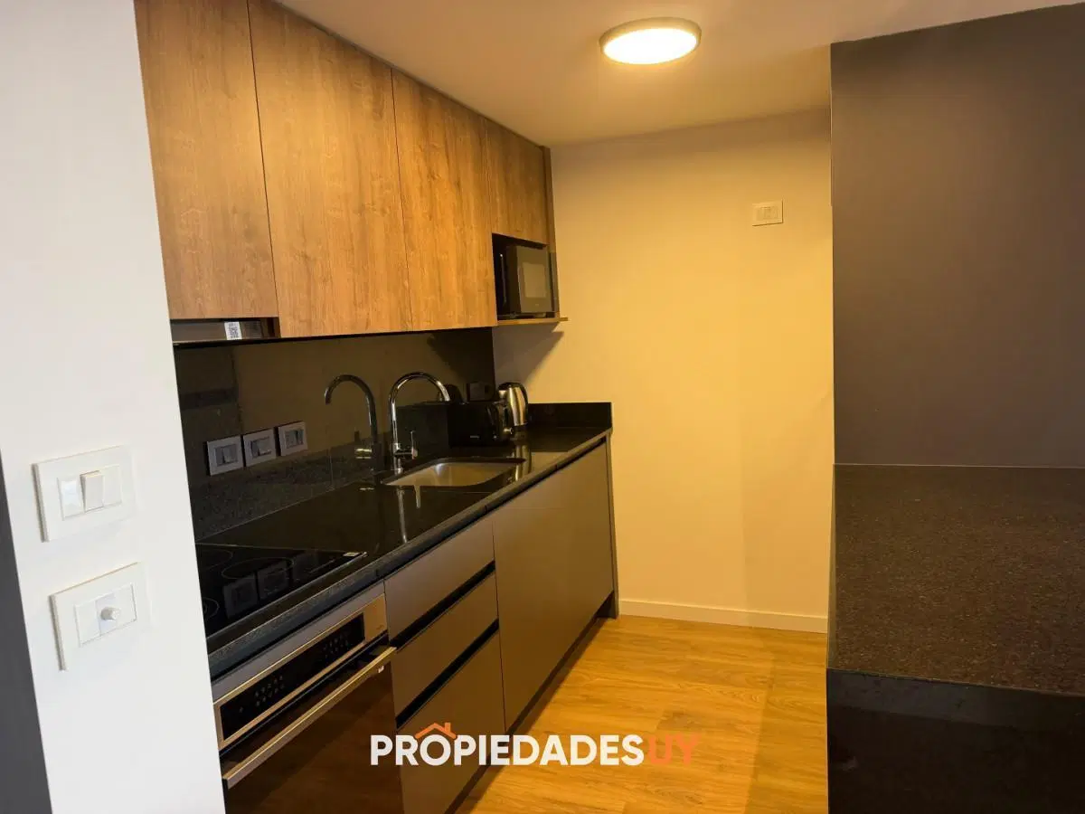 Apartamento en alquiler anual 2 dormitorios en Torres del Este Chiverta Punta del Este 3