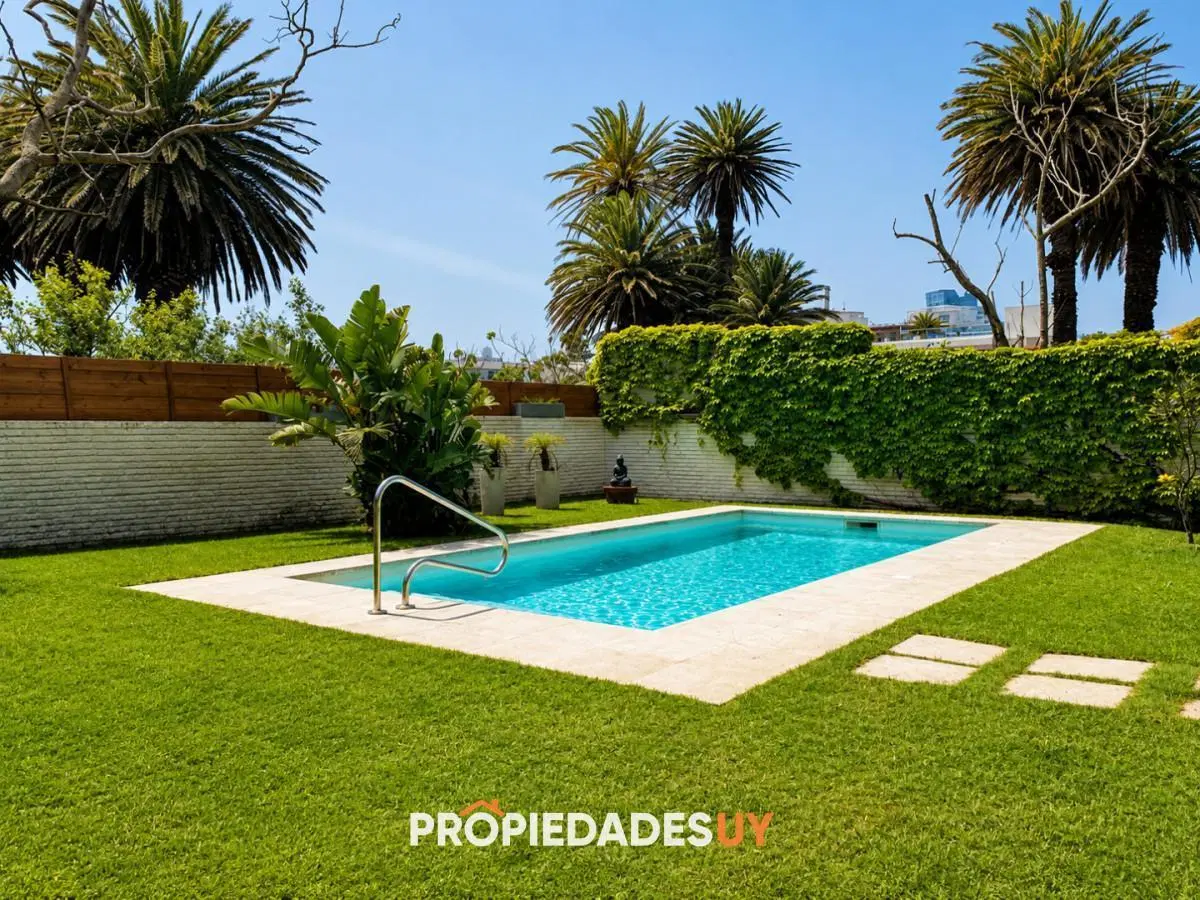Espectacular Casa de 6 Dormitorios, Piscina y Barbacoa en la Península de Punta del Este 5