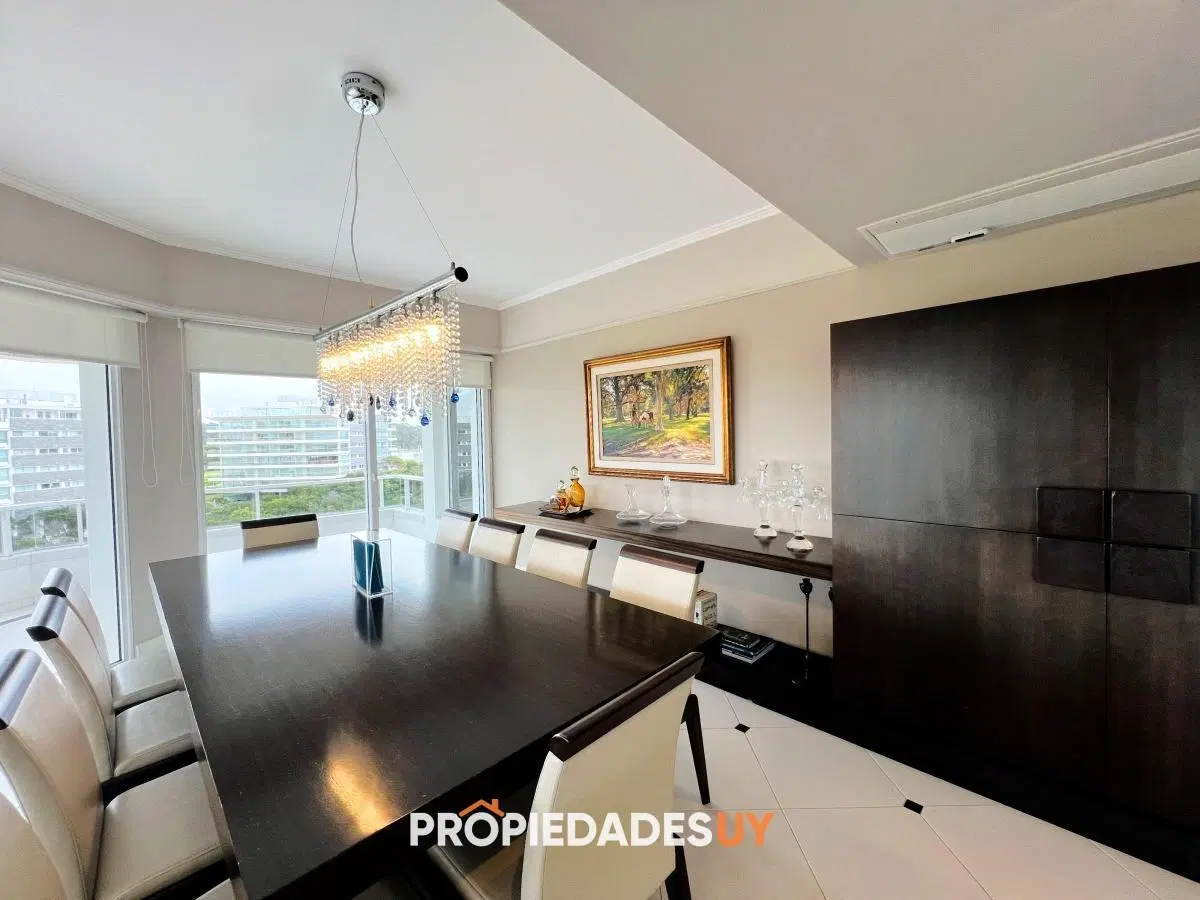 Pent house frente al mar en playa Brava en venta o alquiler de verano 8