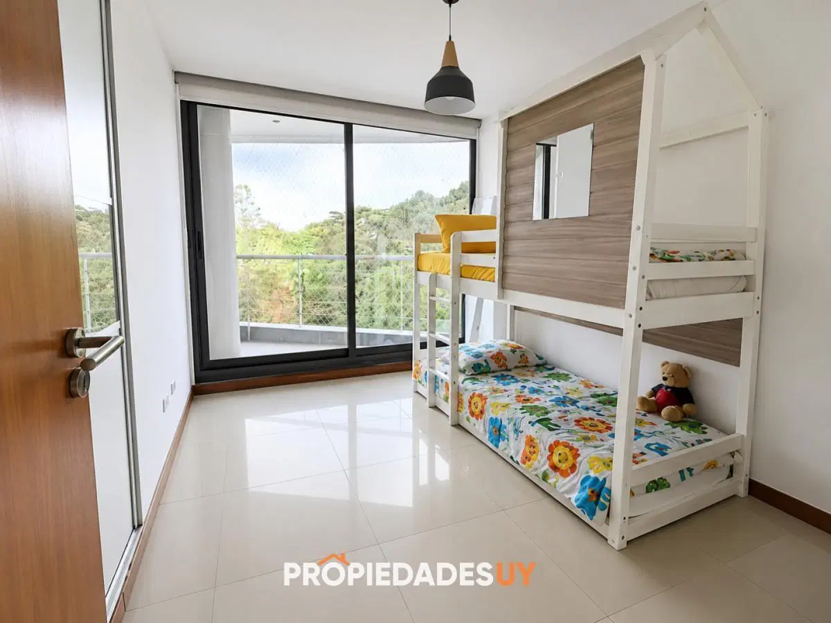 Apartamento en venta - 3 dormitorios 4