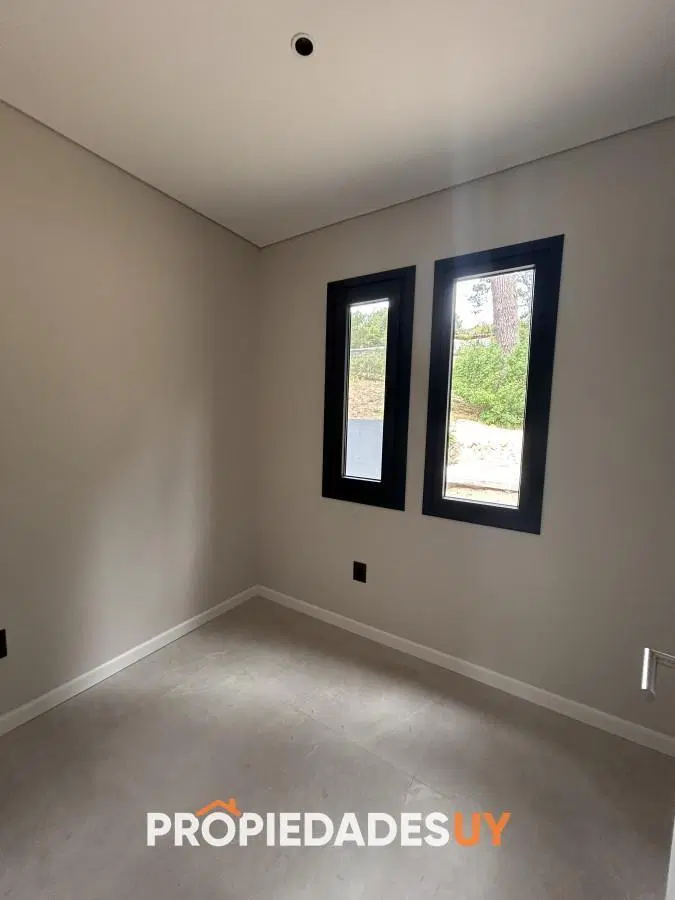 Venta casa en Club del lago Punta Ballena 4