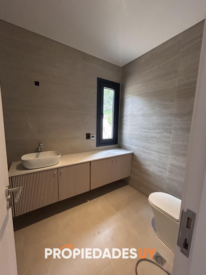 Foto de Venta casa en Club del lago Punta Ballena, imagen 2