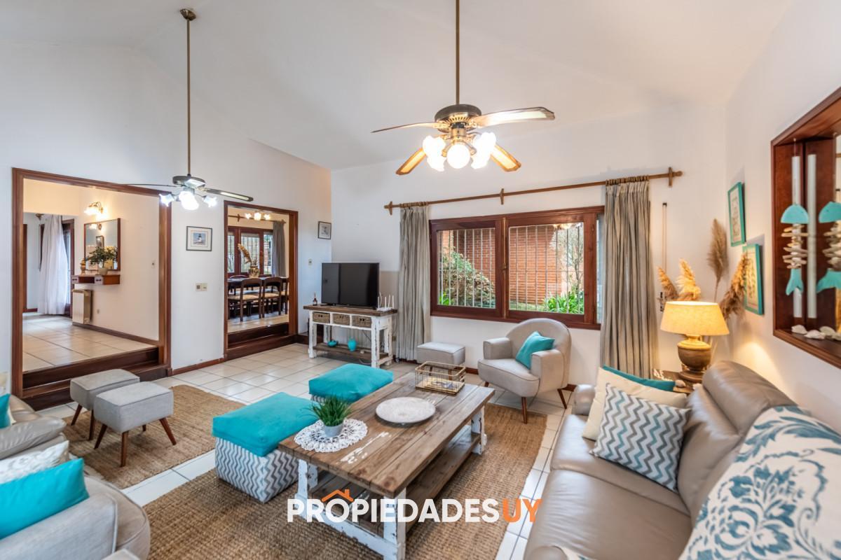 Foto de Vendemos espectacular casa de 4 dormitorios en Playa Mansa, Punta del, imagen 5