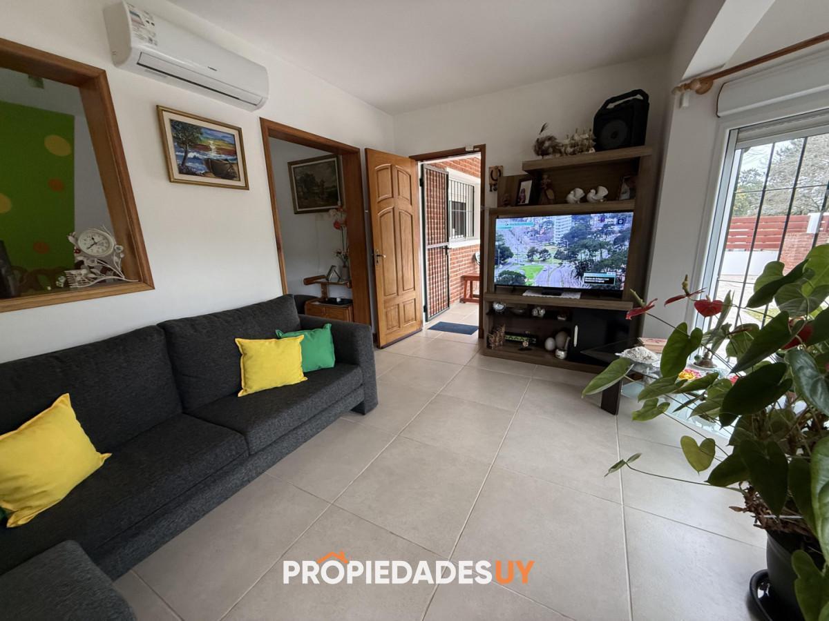 Foto de Casa de 3 dormitorios a la venta en Pinares - Playa Mansa, imagen 4