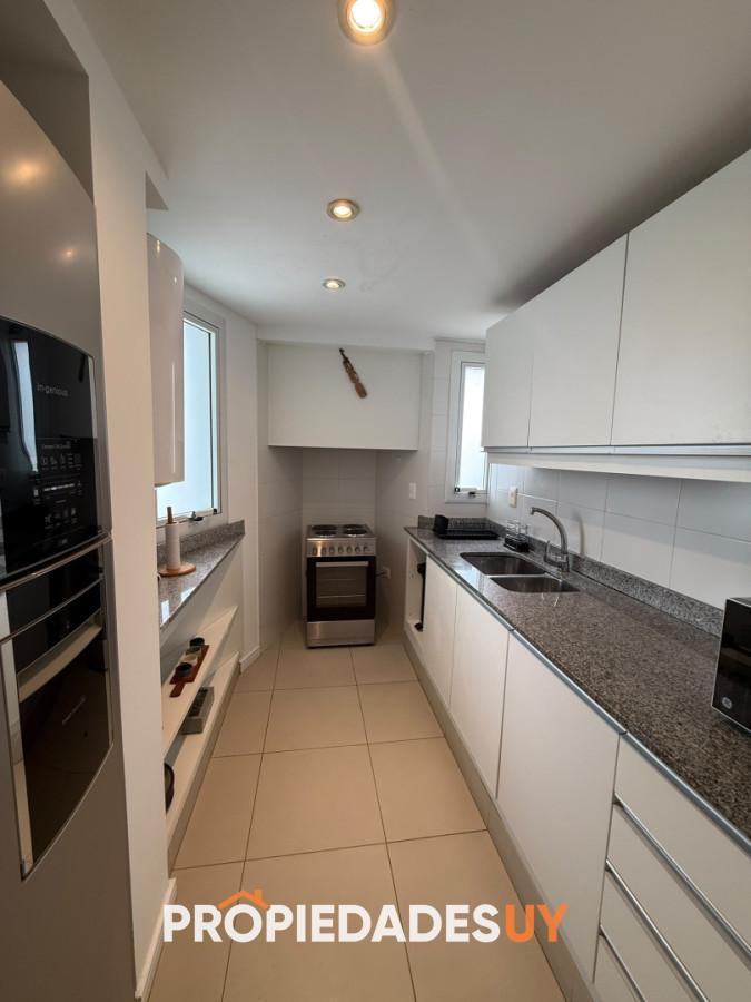 Foto de Apartamento 2 dormitorios en alquiler de temporada Edificio Botavara, imagen 4