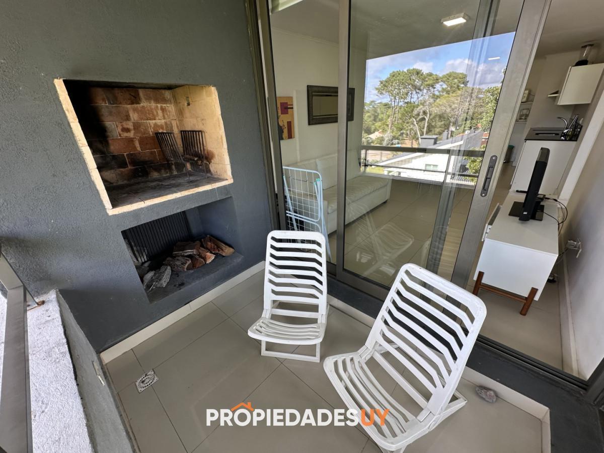 Foto de Apartamento alquiler invernal de 2 dormitorios terraza con parrillero, imagen 1