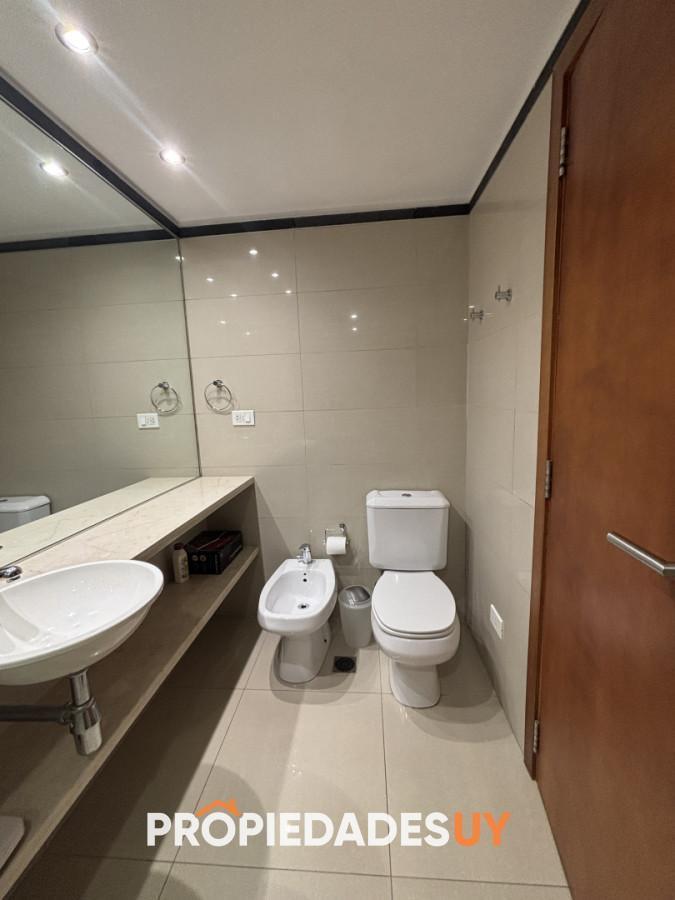 Foto de APARTAMENTO DE 3 SUITES FRENTE AL MAR EN EDIFICIO MARIGOT BRAVA PUNTA, imagen 2