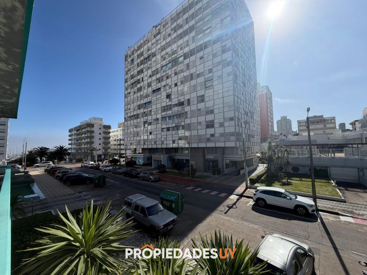 Foto de Apartamento de 1 dormitorio en Venta en Punta del este , Península, imagen 2