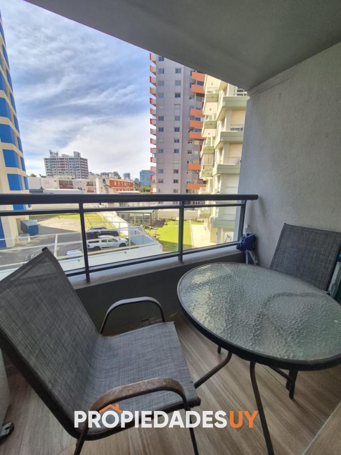 Foto de Apartamento en venta de 2 dormitorios a pasos del mar en Brava - Punta, imagen 1