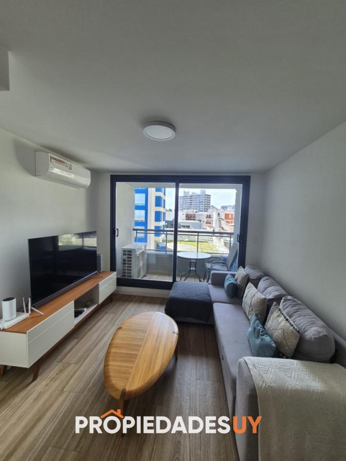 Foto de Apartamento en venta de 2 dormitorios a pasos del mar en Brava - Punta, imagen 2