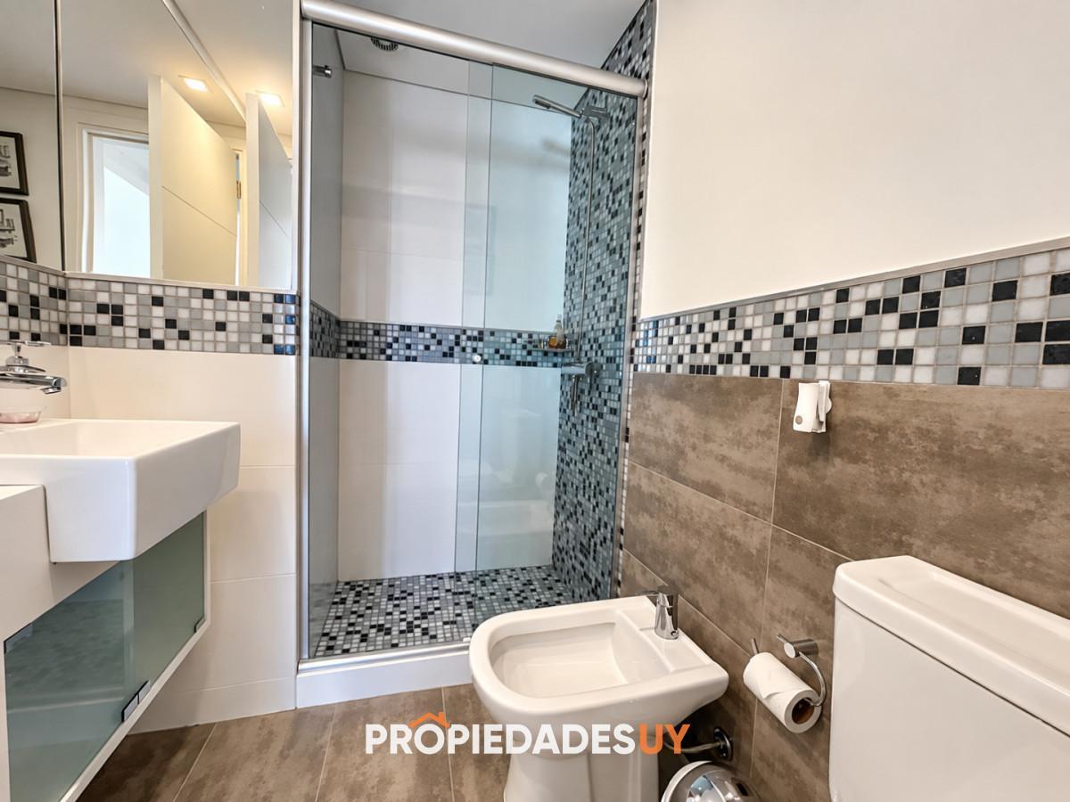 Foto de Apartamento en alquiler con vista al mar para 4 personas, imagen 2