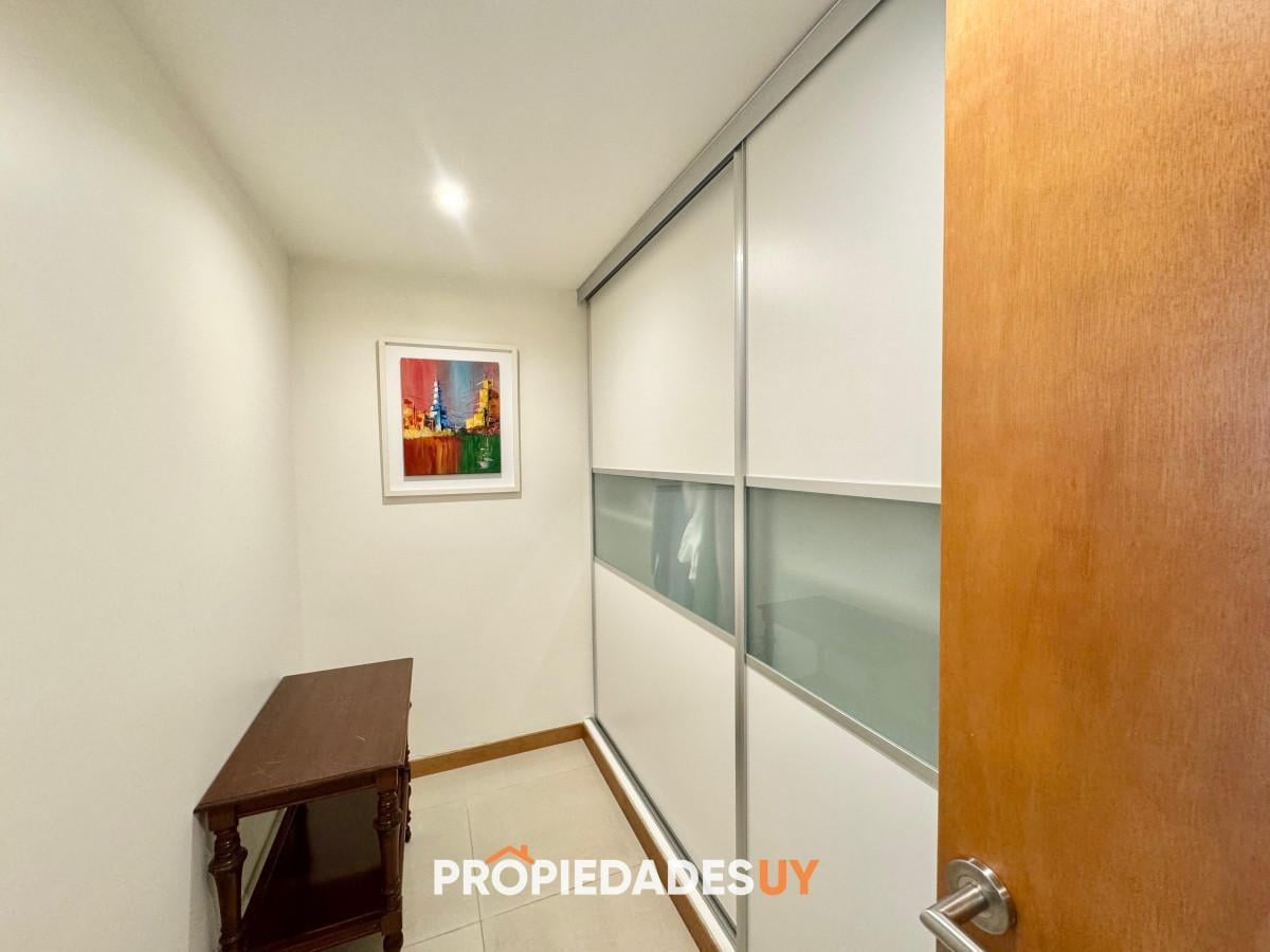 Foto de Apartamento en venta de dos dormitorios Playa Brava, imagen 2