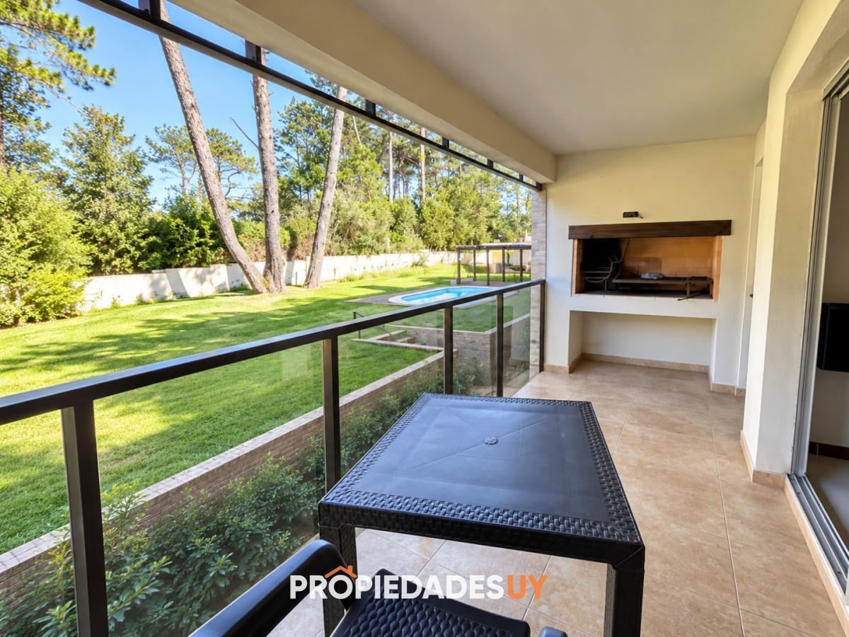 Foto de Apartamento en venta y alquiler en Playa Brava - 2 dormitorios, terraza, imagen 1