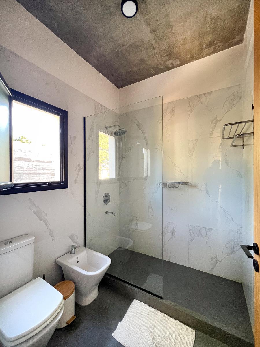 Casa en Venta 6 Ambientes Costa Esmeralda 2