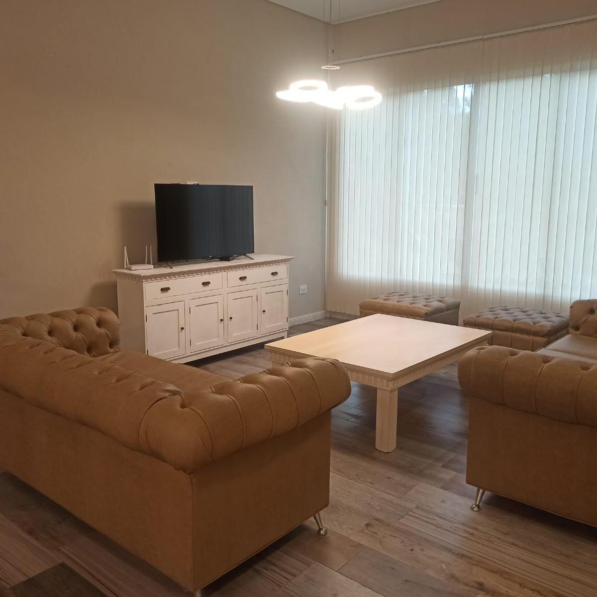 Casa en Venta 5 Ambientes Costa Esmeralda 1