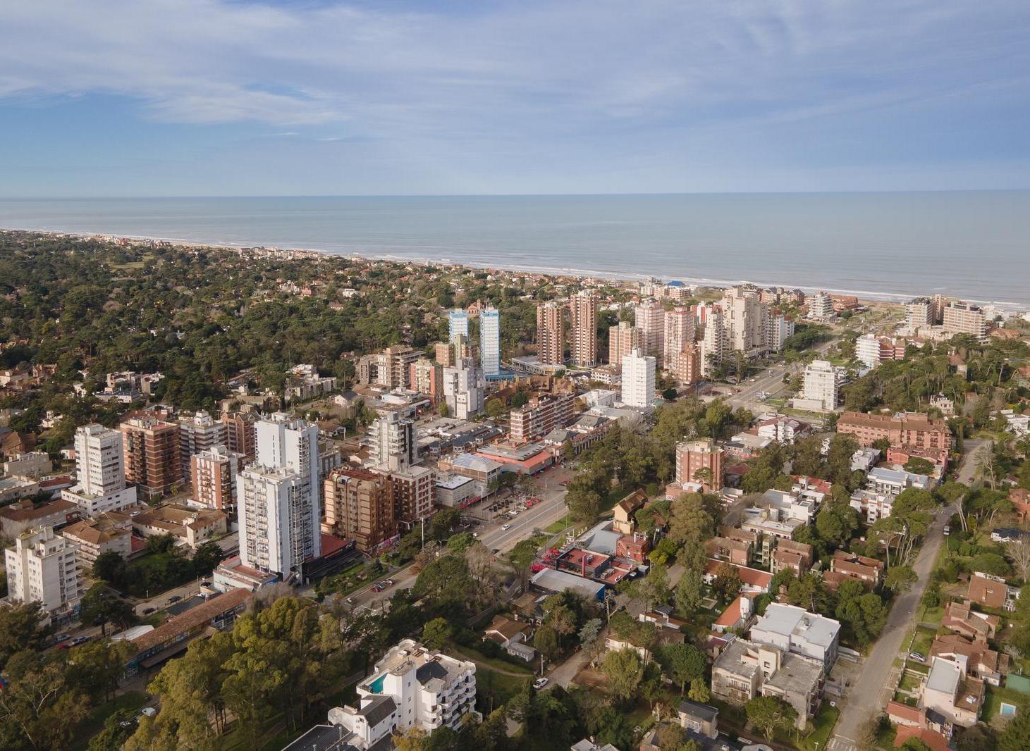 DEPARTAMENTO EN VENTA 3 AMBIENTES PINAMAR CENTRO