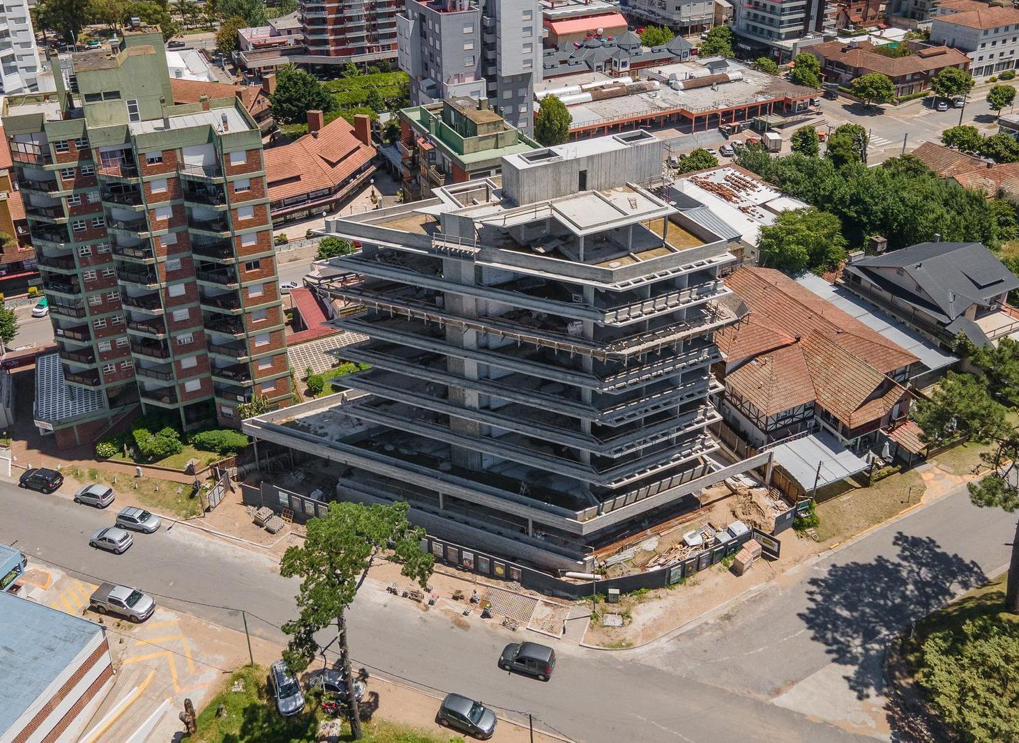 DEPARTAMENTO EN VENTA 4 AMBIENTES PINAMAR CENTRO
