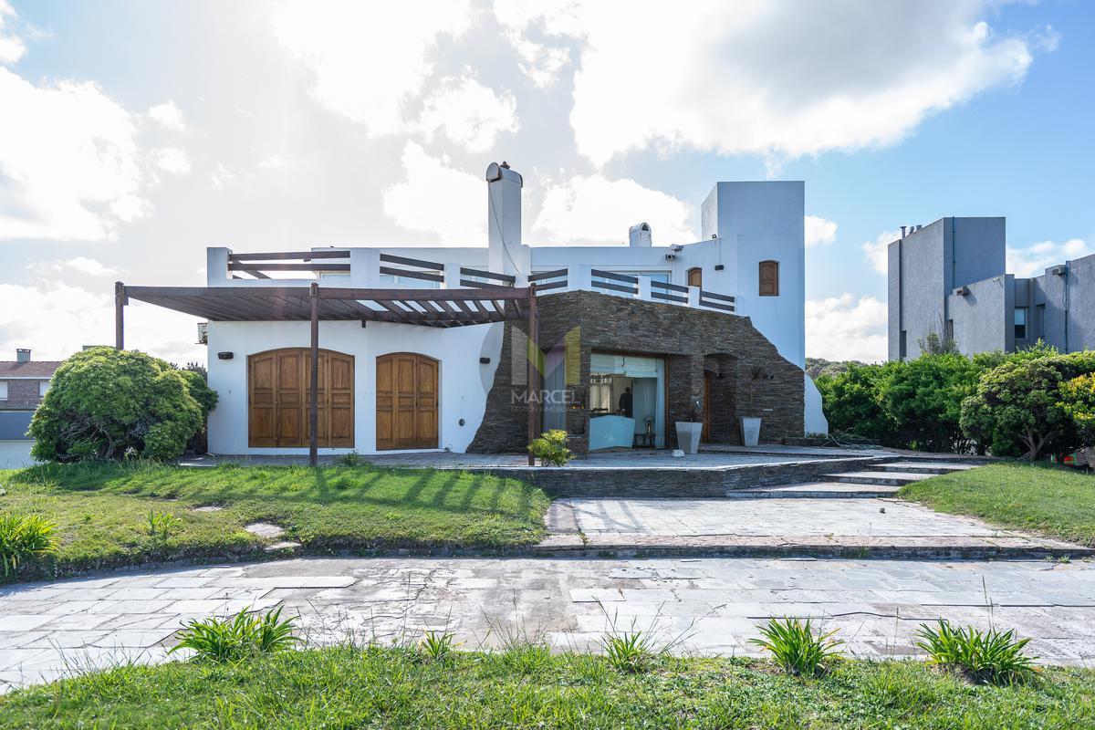 Casa en Venta 7 Ambientes Pinamar Lasalle
