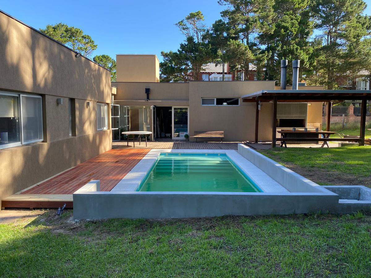 Casa en Venta  4 Ambientes Pinamar Alamos