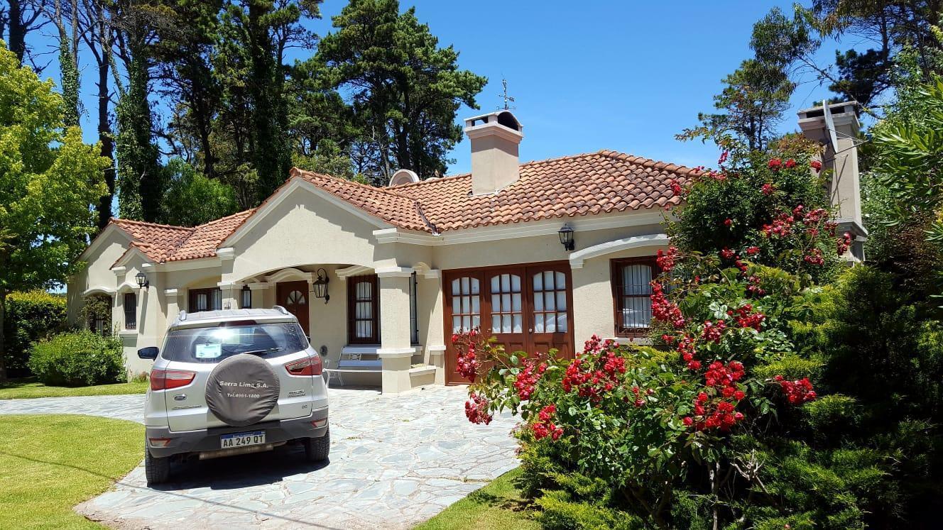 Casa en Venta 5 Ambientes Pinamar Alamos