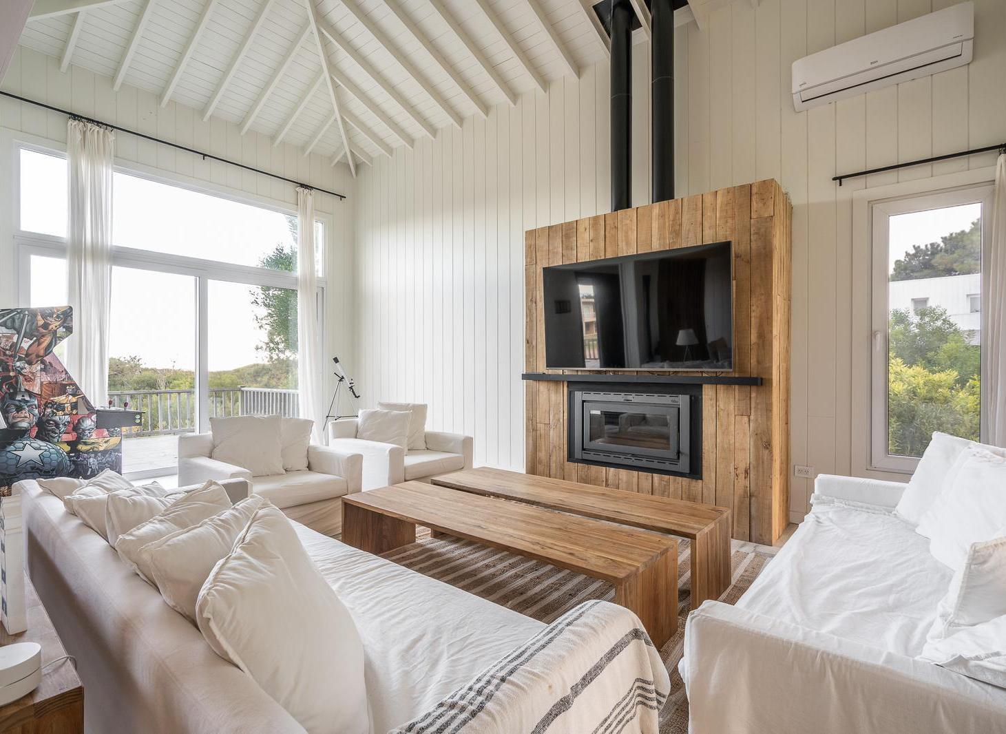 Foto de CASA EN VENTA COSTA ESMERALDA MARITIMO, imagen 1