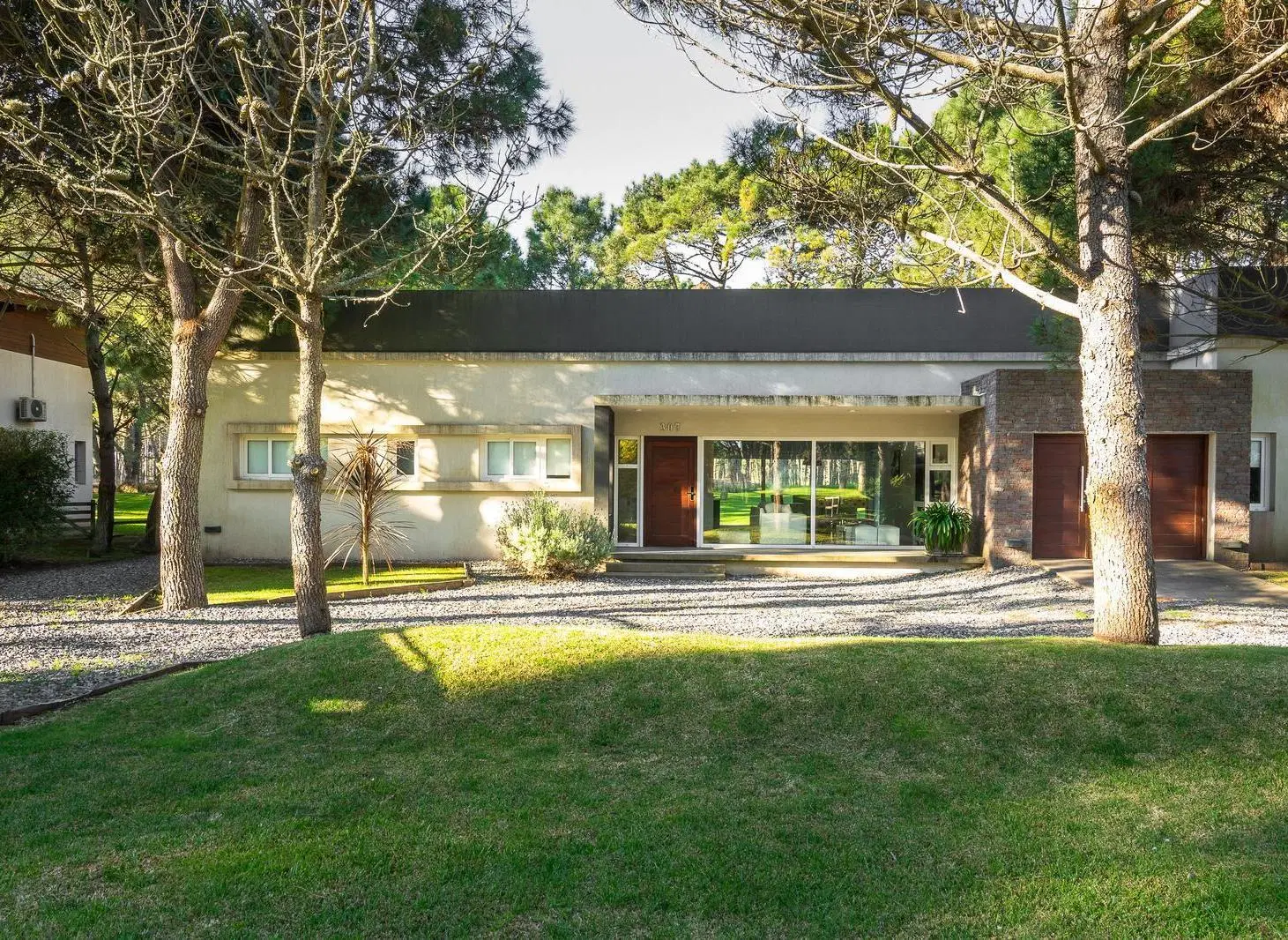 CASA EN ALQUILER LA HERRADURA PINAMAR 8
