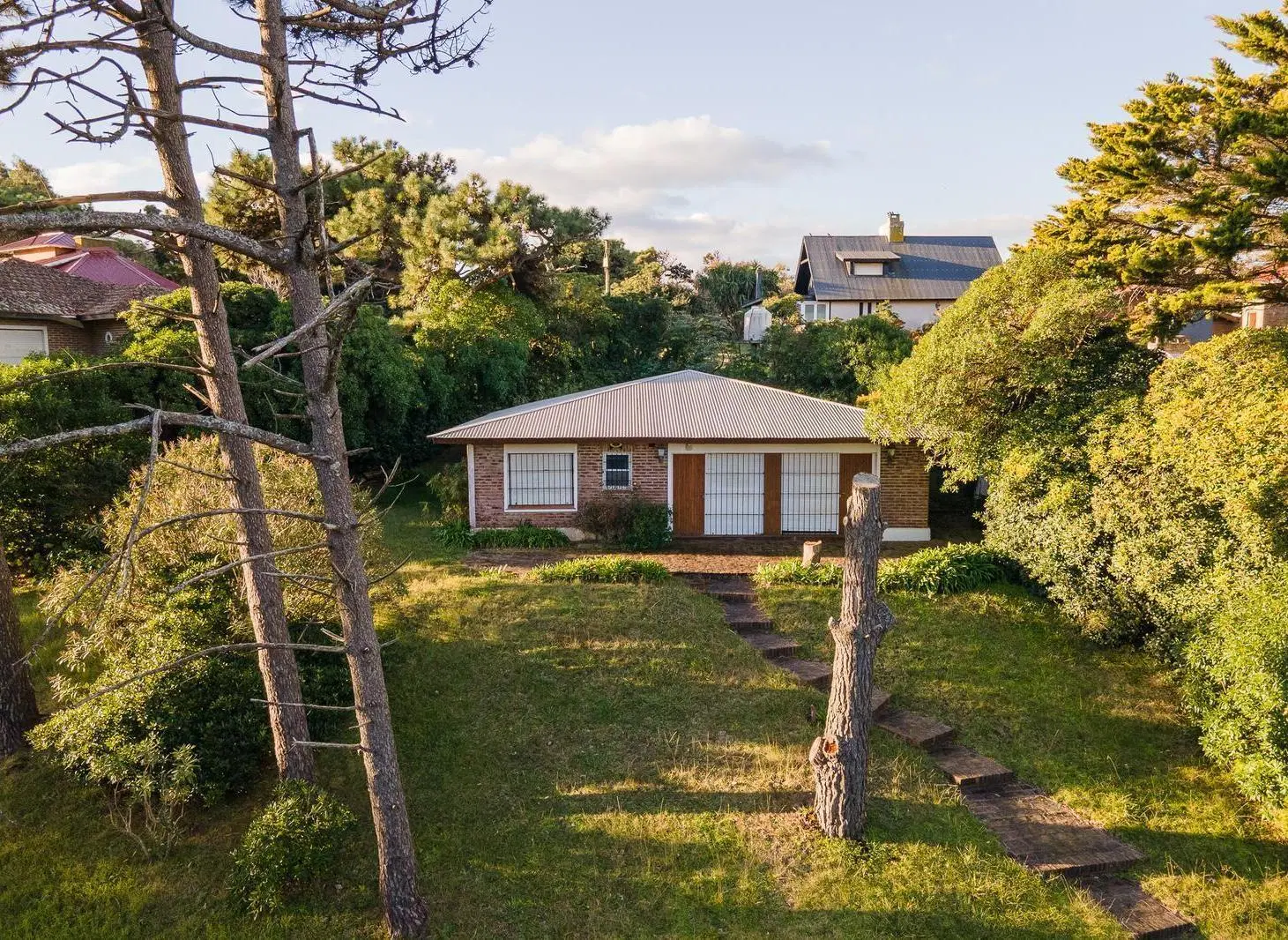 CASA EN VENTA PINAMAR LASALLE 4