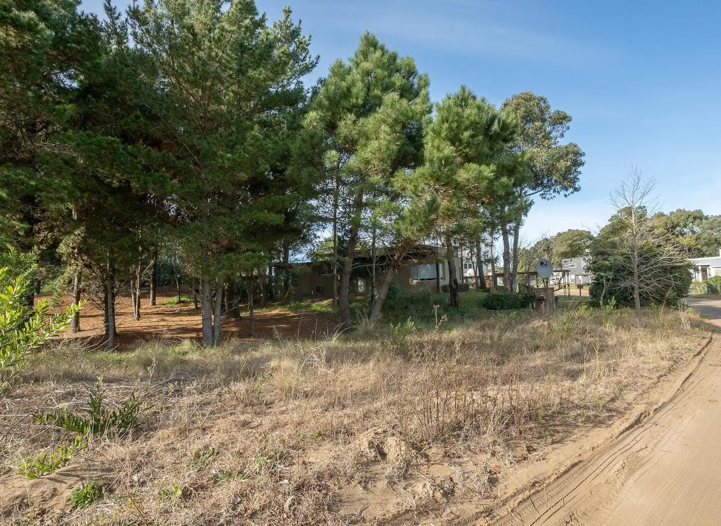 LOTE EN VENTA SENDEROS I COSTA ESMERALDA 4
