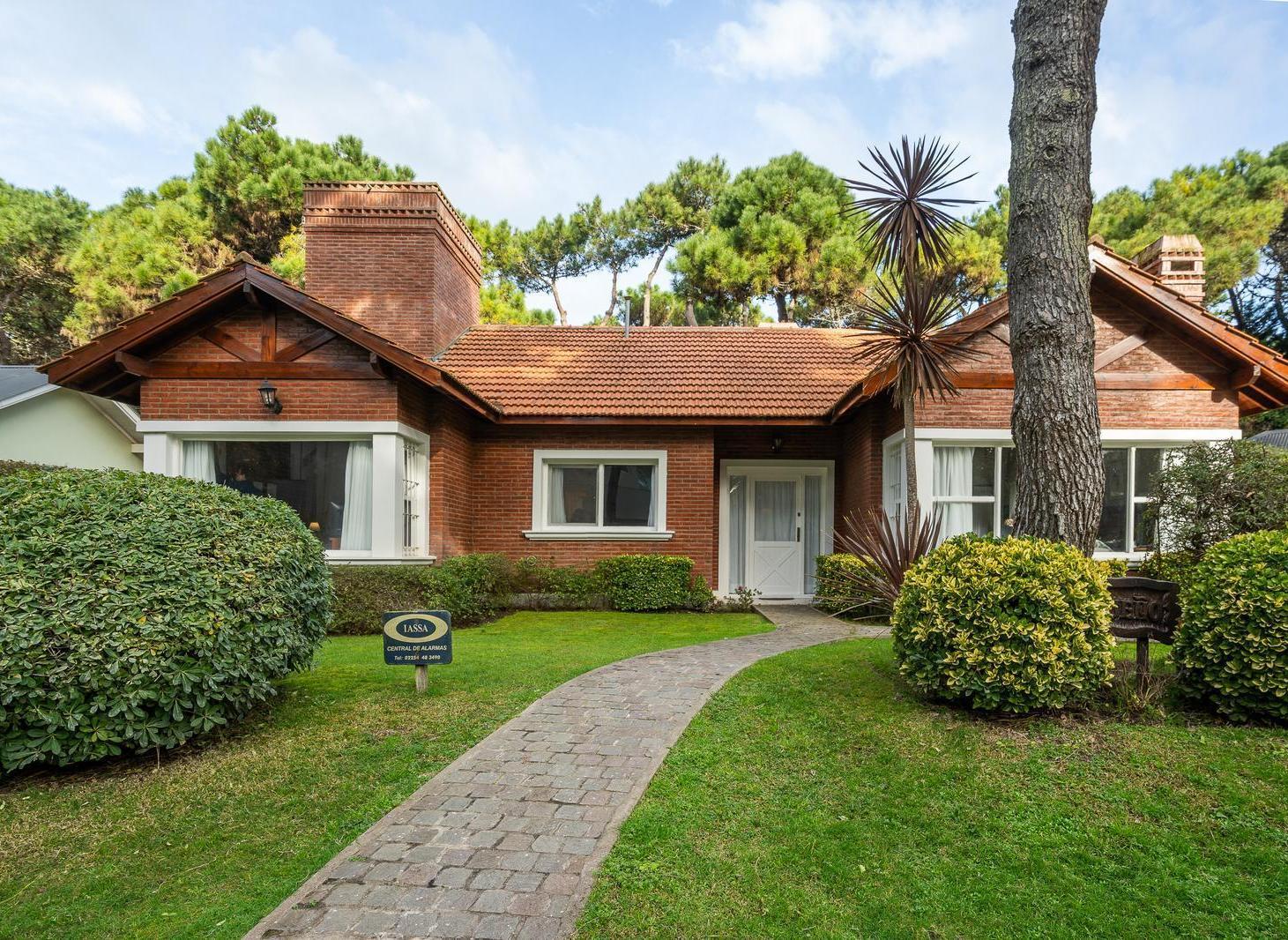 Foto de Casa en Venta 4 Ambientes Pinamar Norte, imagen 2