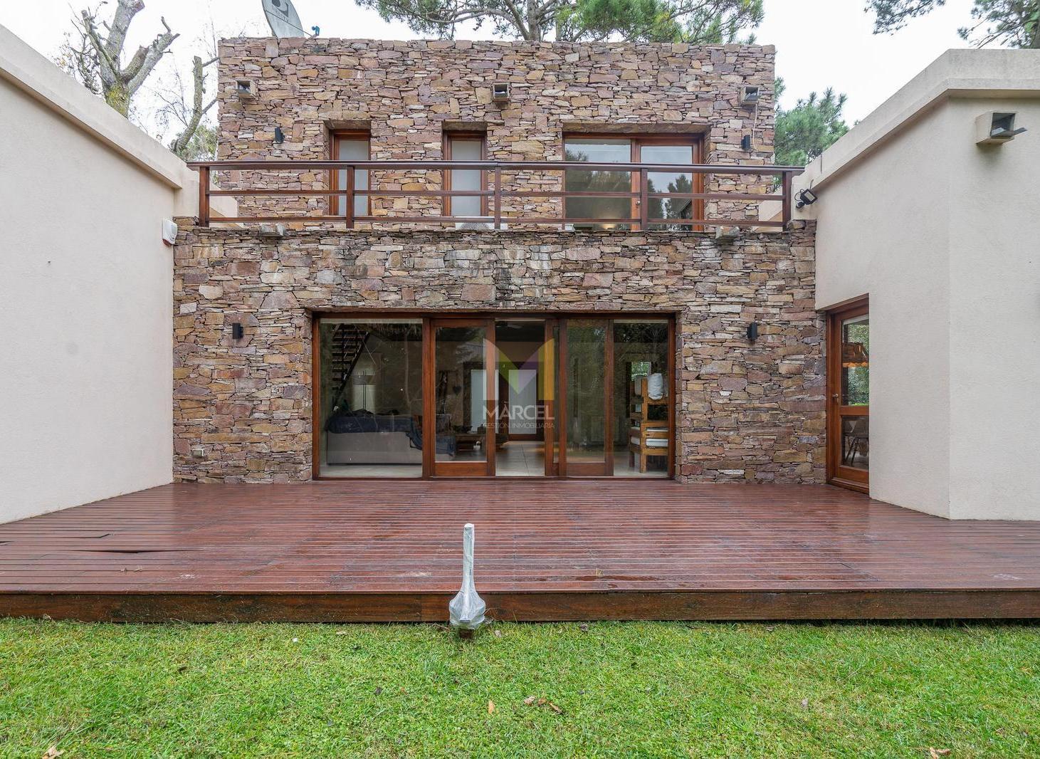 Foto de CASA EN ALQUILER CARILO, imagen 2