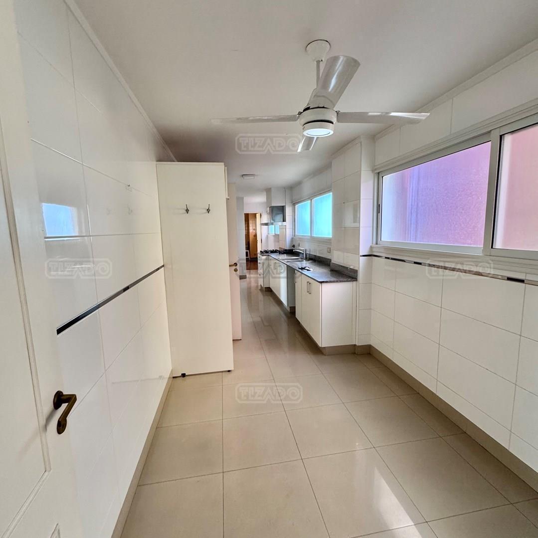 Foto de Departamento Piso en Alquiler en La Lucila, Vicente López, G.B.A. Zona, imagen 3