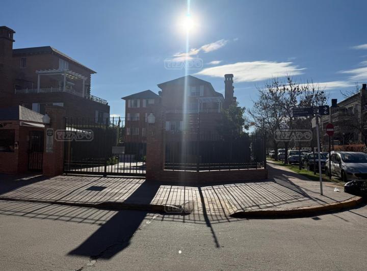 Departamento  en Alquiler en San Isidro, G.B.A. Zona Norte, Argentina 2