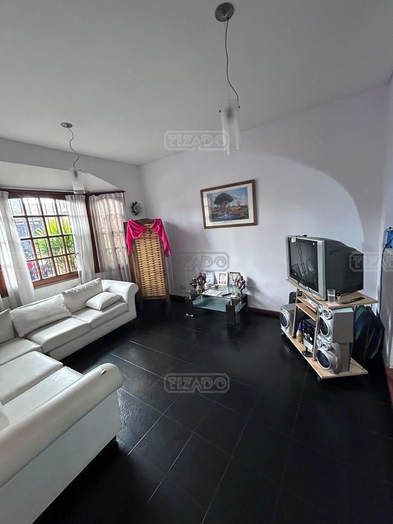 Foto de Casa Chalet en Venta en Boulogne, San Isidro, G.B.A. Zona Norte, imagen 2