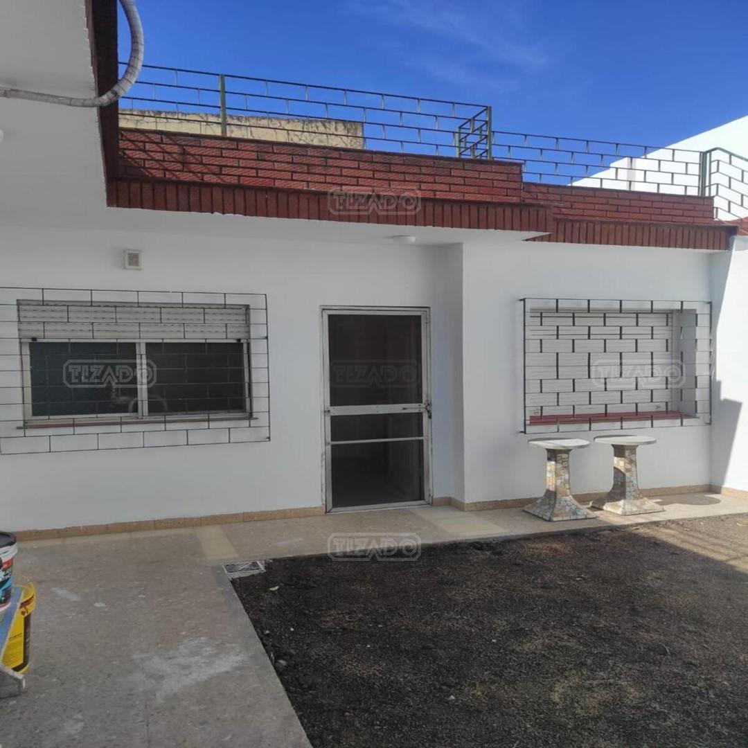 Foto de Casa Chalet en Alquiler en Olivos, Vicente López, G.B.A. Zona Norte, imagen 1