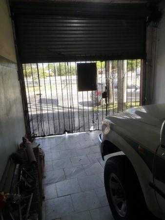 Foto de Importante Deposito con oficinas, ubicado en Presidente Peron 1762 Lomas de Zamora, imagen 5