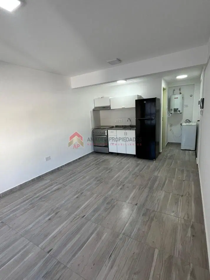 Impecable monoambiente full equipado y luminoso, a estrenar con cochera. Excelente ubicacion: Pedern 4