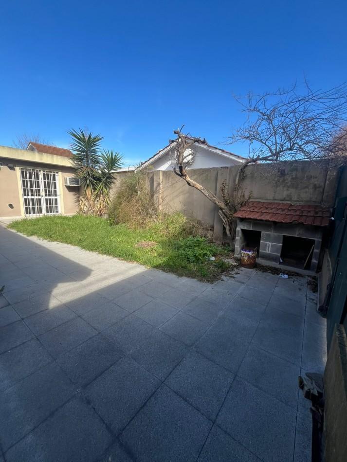 Foto de Impecable casa amb con 4 cochera, parque y atico. Muy buena ubicacion, imagen 4