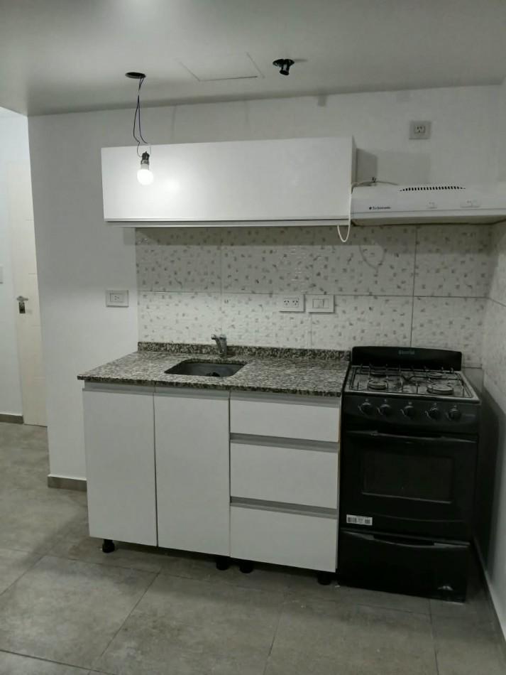 Foto de Dpto 2 amb con patio en pb. Apto credito. Excelente ubicacion: 25 de, imagen 1