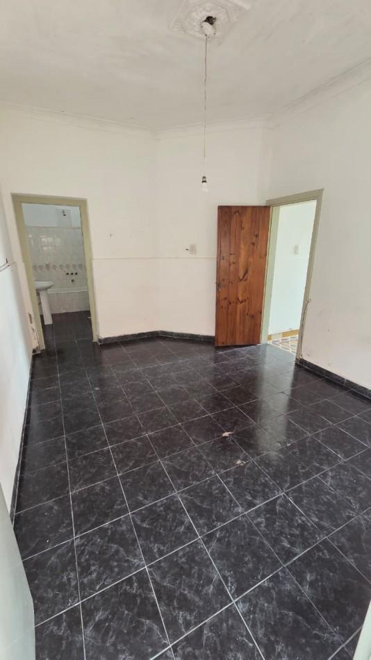 Foto de Amplio ph tipo casa 3 amb con lavadero, patio y terraza. Ubicado en, imagen 2
