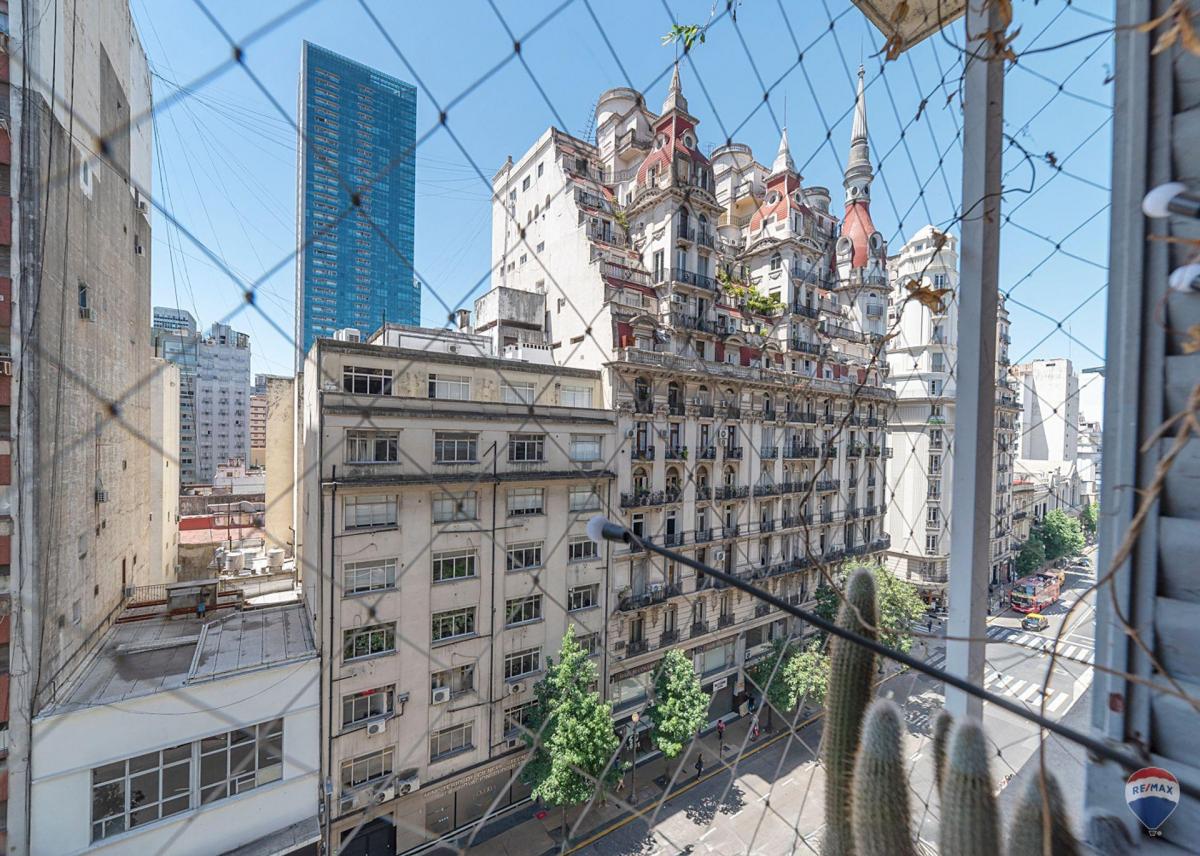 Departamento 4 Ambientes en Venta Av Cordoba 1