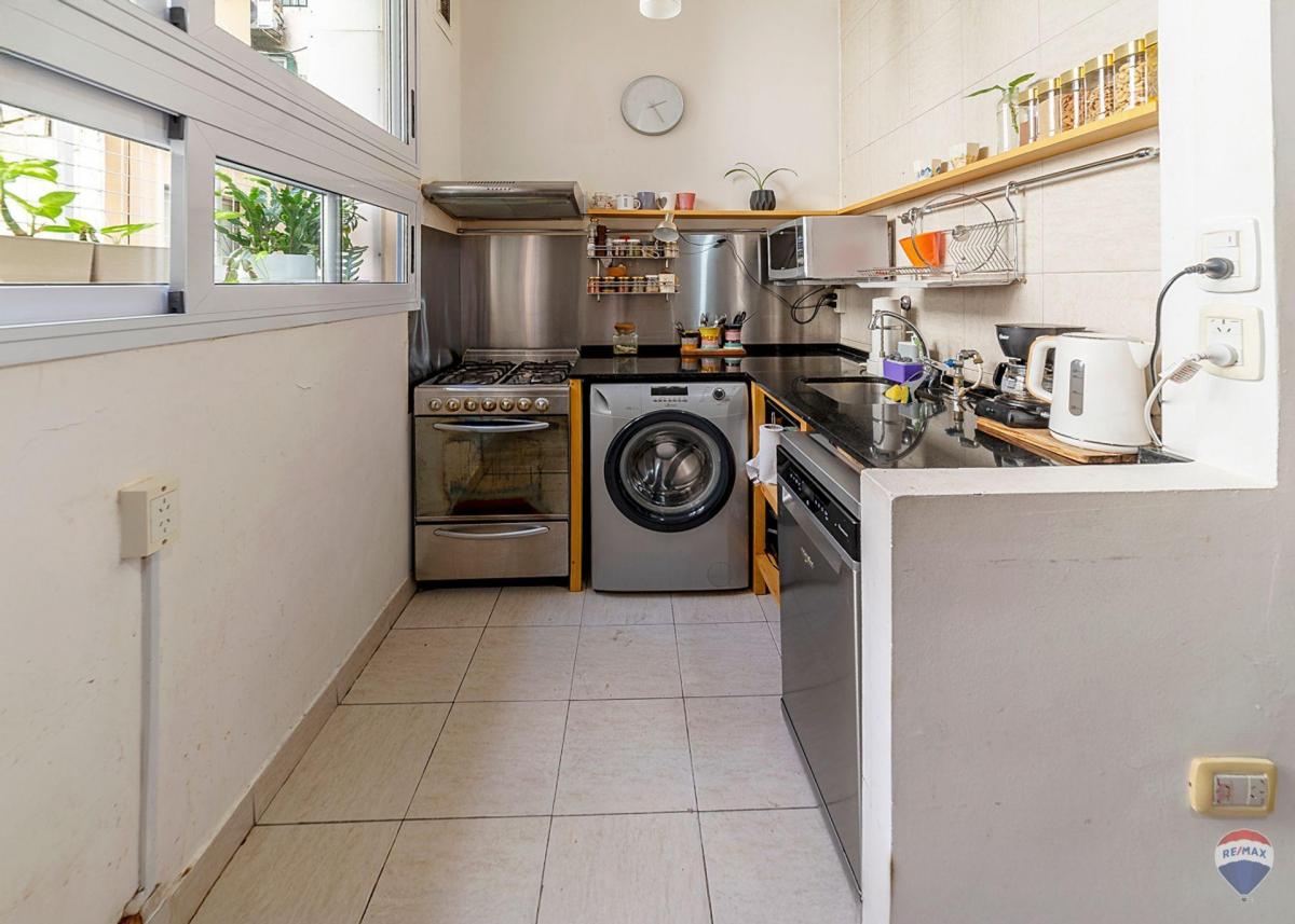 Departamento 4 Ambientes en Venta Av Cordoba 3