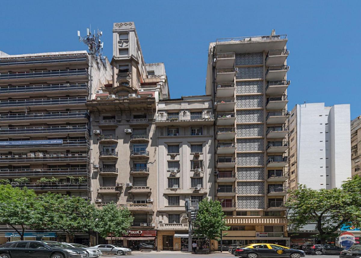 Departamento 4 Ambientes en Venta Av Cordoba 5