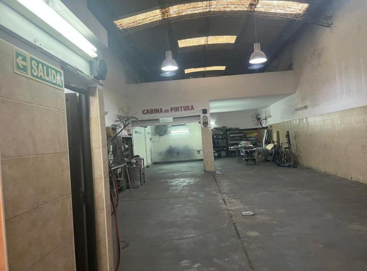 ALQUILER TALLER MECANICO- DEPÓSITO EN VILLA CRESPO 2