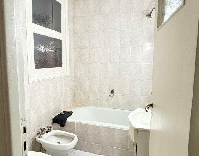 Departamento Alquiler Dos ambientes RECOLETA 5