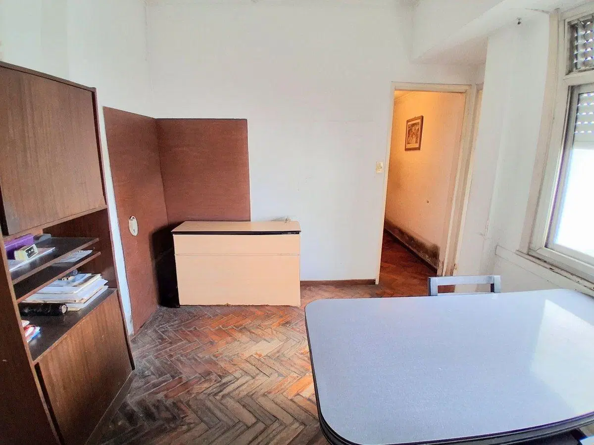 DEPARTAMENTO 3 AMB EN VENTA FLORES CON BALCON 4