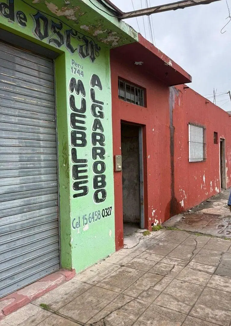 Casa en venta con locales comerciales en el Talar 3